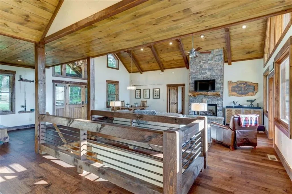 370 High Ridge Road, Blue Ridge, Georgia, United States. - Photo 7