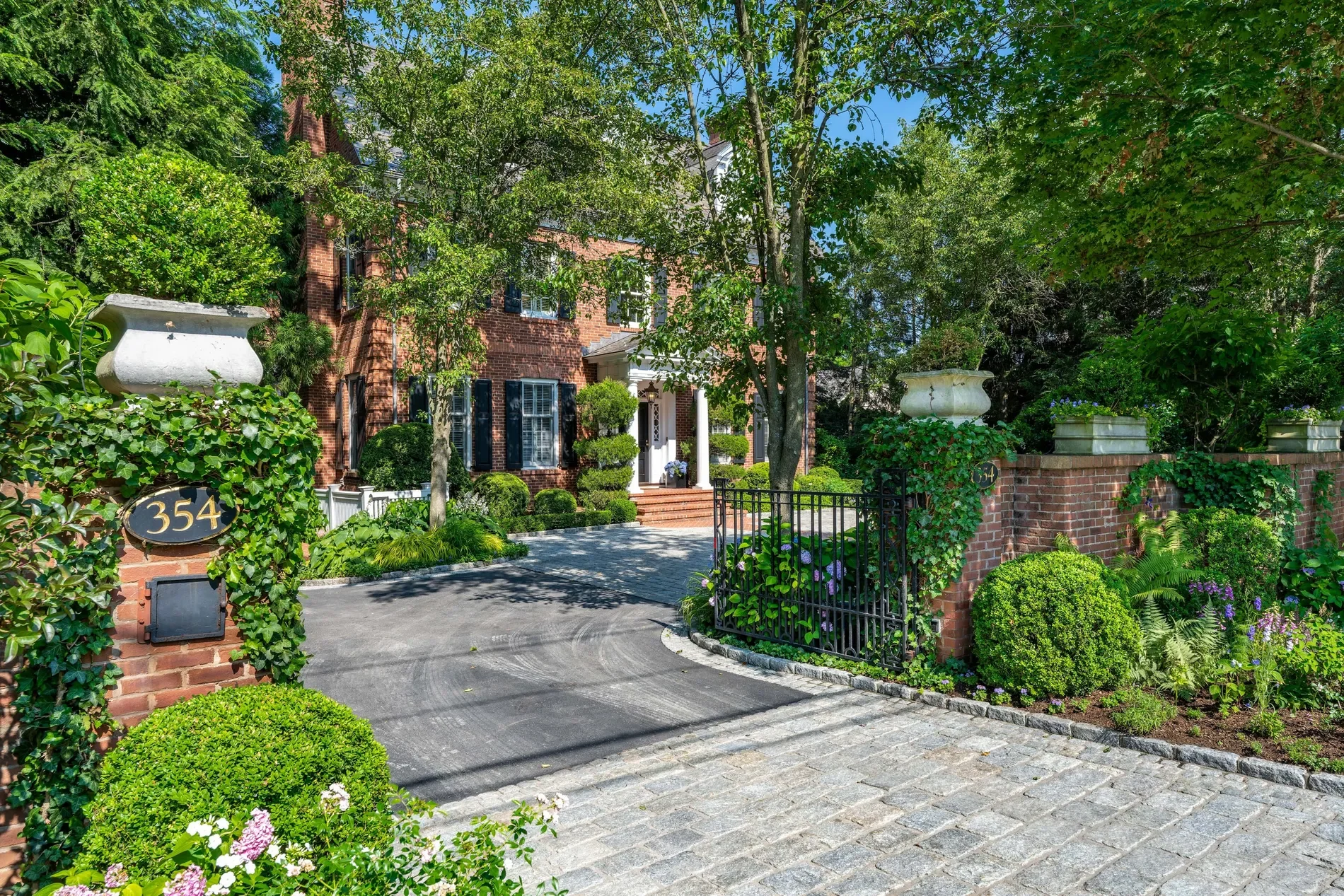 354 South Avenue, New Canaan, CT 06840, New Canaan, Connecticut, United States. - Photo 32