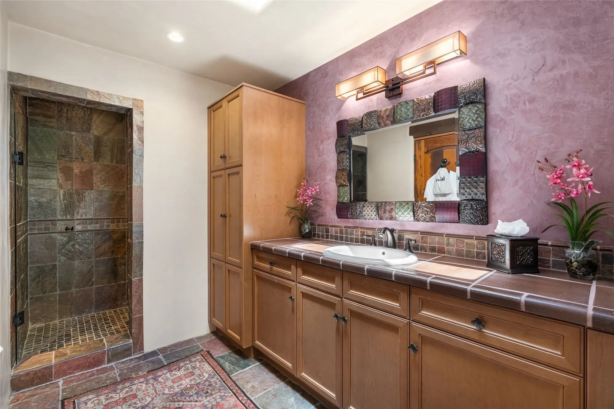 15 Calle Ojitos, Santa Fe, NM 87506, Santa Fe, New Mexico, United States. - Photo 25