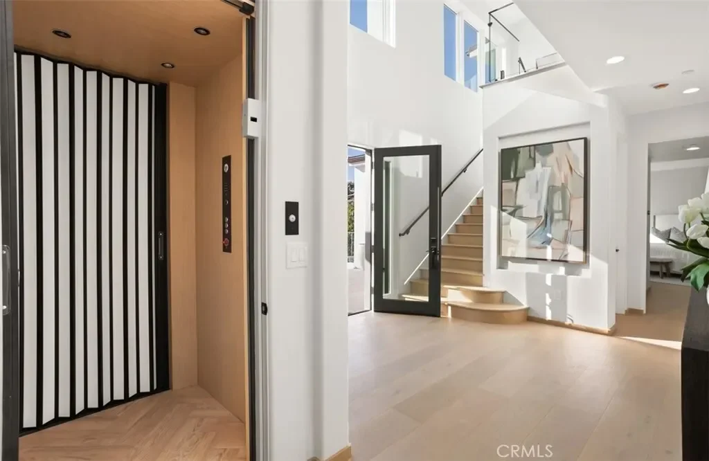 31 N Vista De Catalina, Laguna Beach, California, United States. - Photo 35