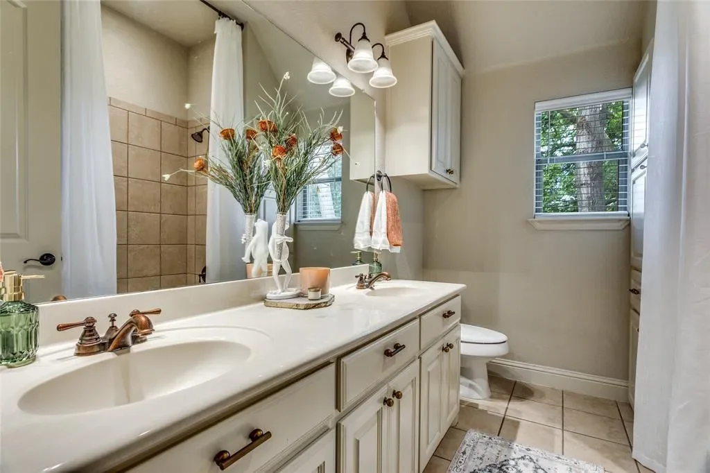 10208 Drop Tine Court, Fort Worth, Texas, United States. - Photo 29