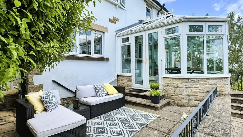 Hall  Drive, Bramhope, Bramhope, England, United Kingdom. - Photo 26