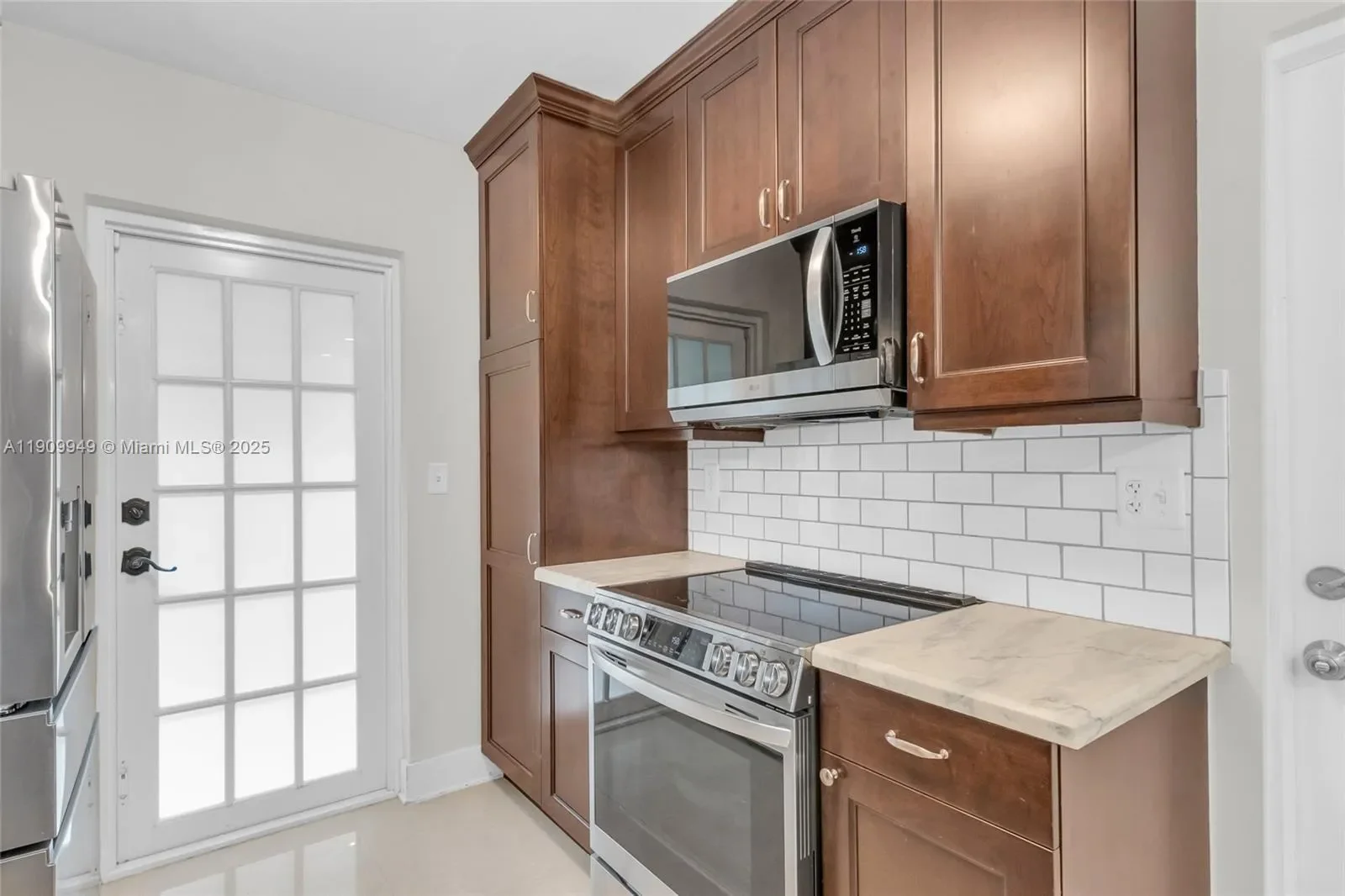 1536 Alegriano Ave, Coral Gables, Florida, United States. - Photo 10