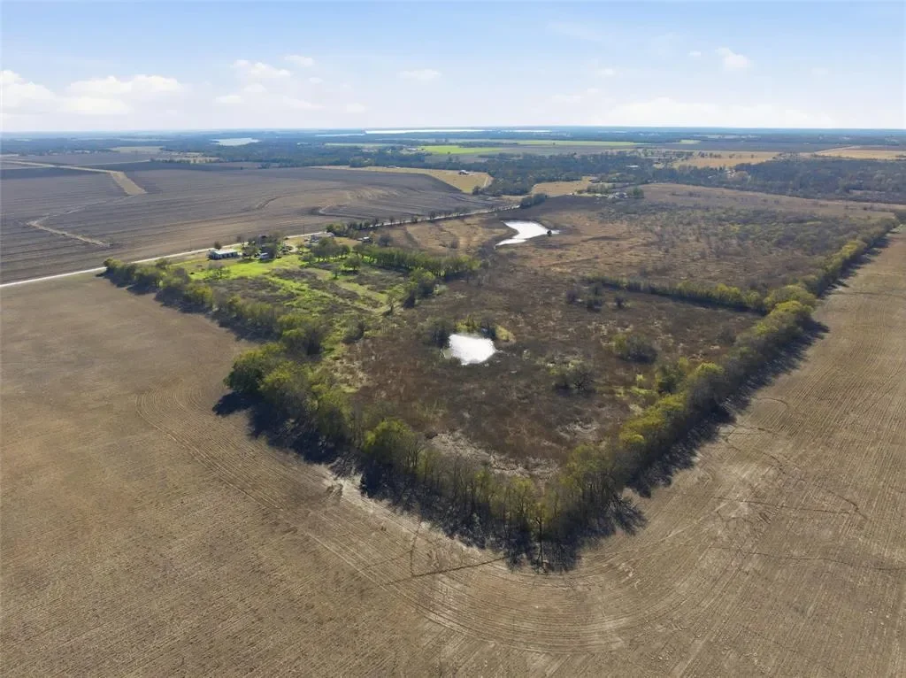 1025 County Road, Hillsboro, TX 76645, Hillsboro, Texas, United States. - Photo 20