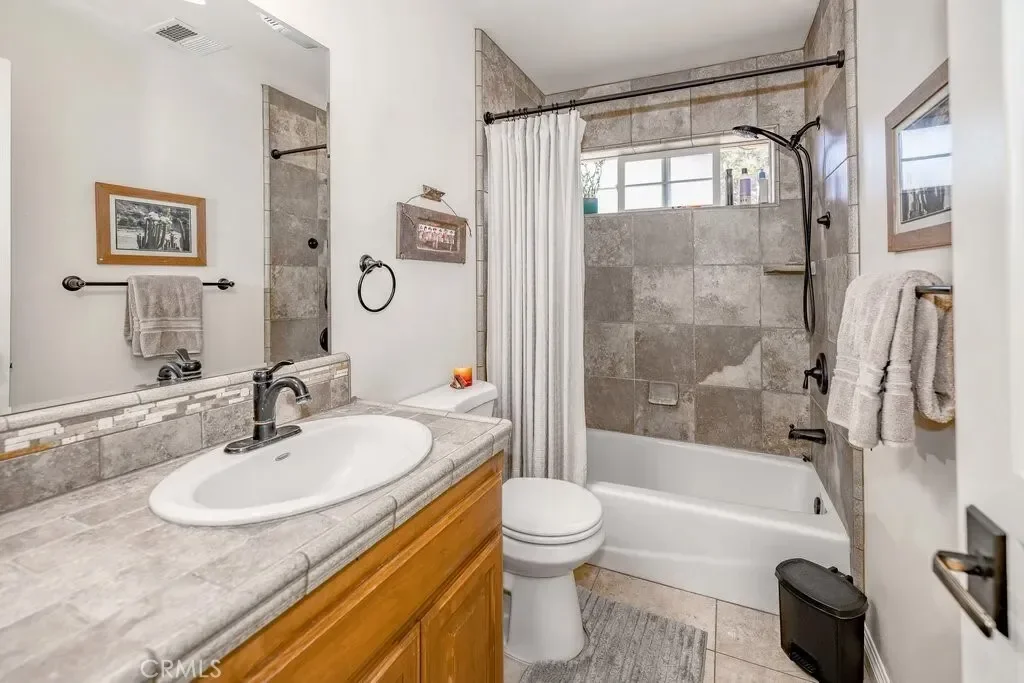 34554 Koontz Road, Santa Clarita, California, United States. - Photo 15