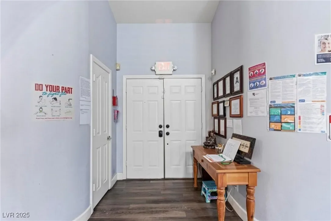 4300 Del Monte Avenue, Las Vegas, Nevada, United States. - Photo 16