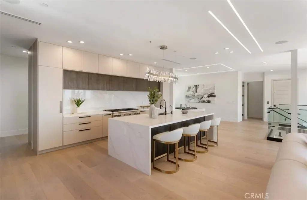 4 Narbonne, Newport Beach, California, United States. - Photo 8