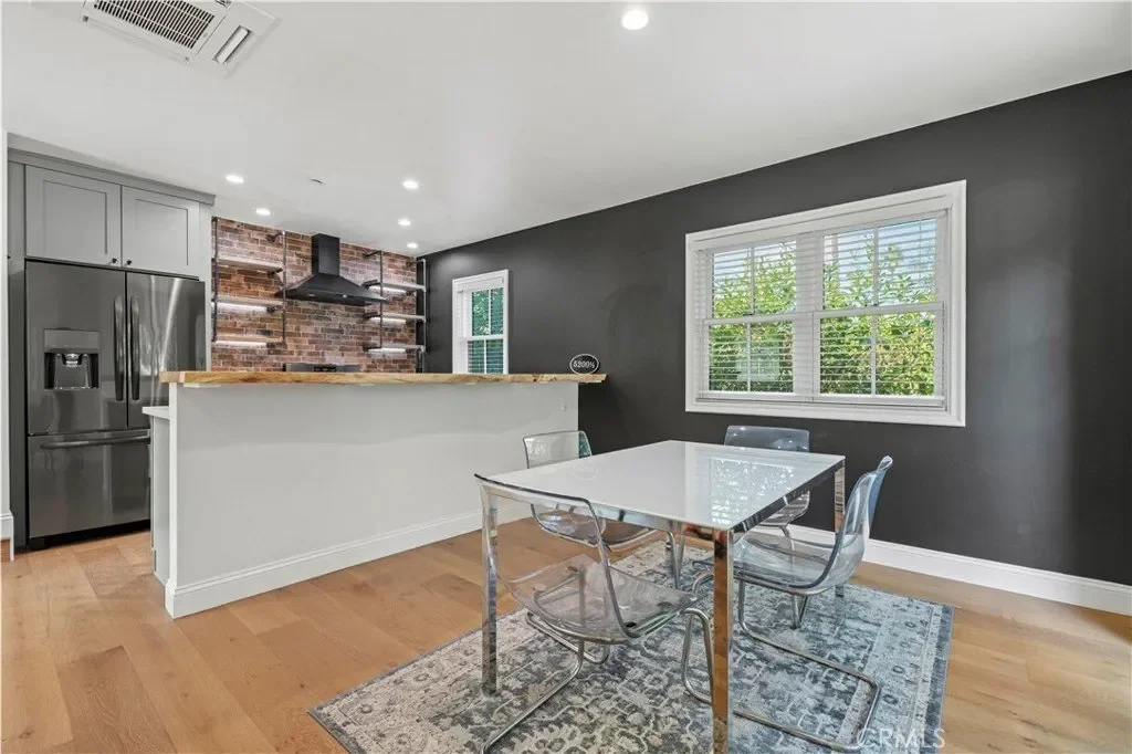 5200 Collier Place, Woodland Hills, CA, 91364, USA, Los Angeles, California, United States. - Photo 42