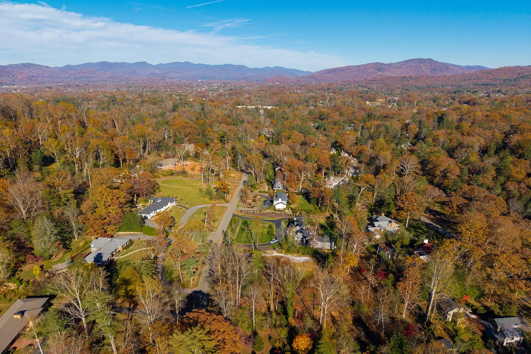 50 Forest Road, Asheville, NC 28803, Asheville, North Carolina, United States. - Photo 13