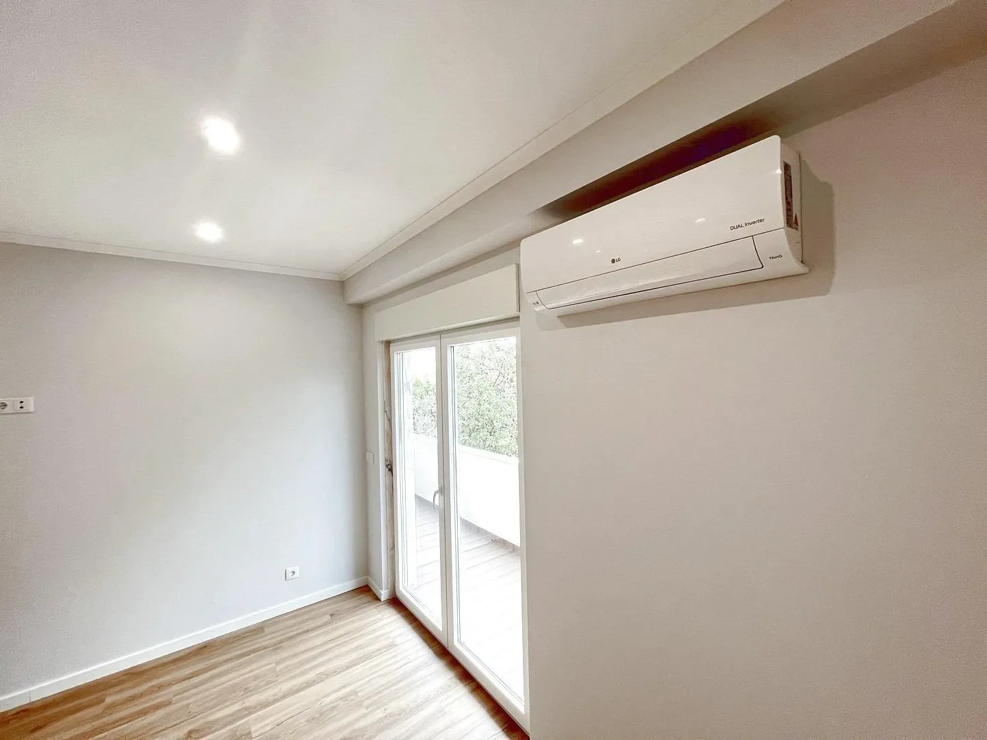 Gallery photo 2