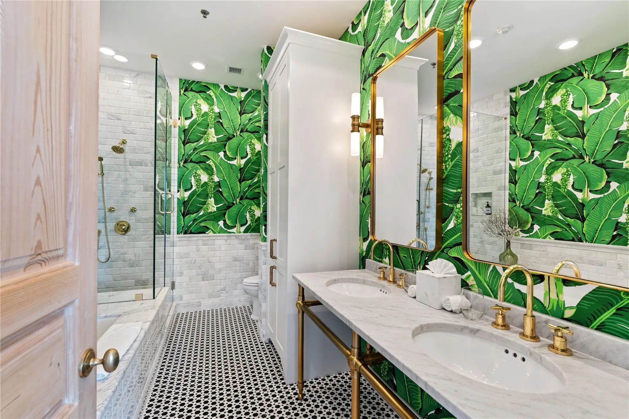 801 E Beach Drive TW2606, Galveston, Texas, United States. - Photo 11