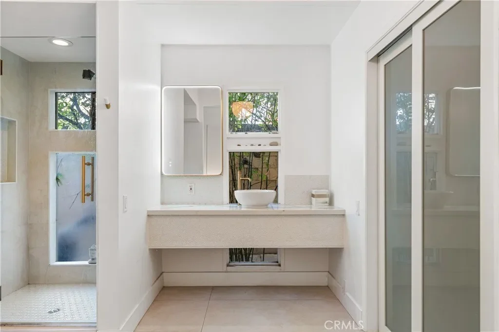 17042 Lisette, Granada Hills, CA, 91344, USA, Los Angeles, California, United States. - Photo 3