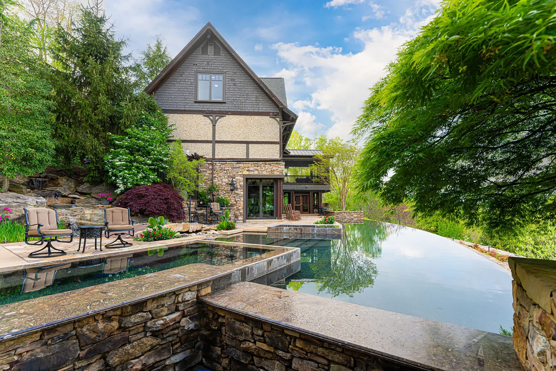 66 N Deerhaven Lane, Asheville, NC 28803, Asheville, North Carolina, United States. - Photo 27