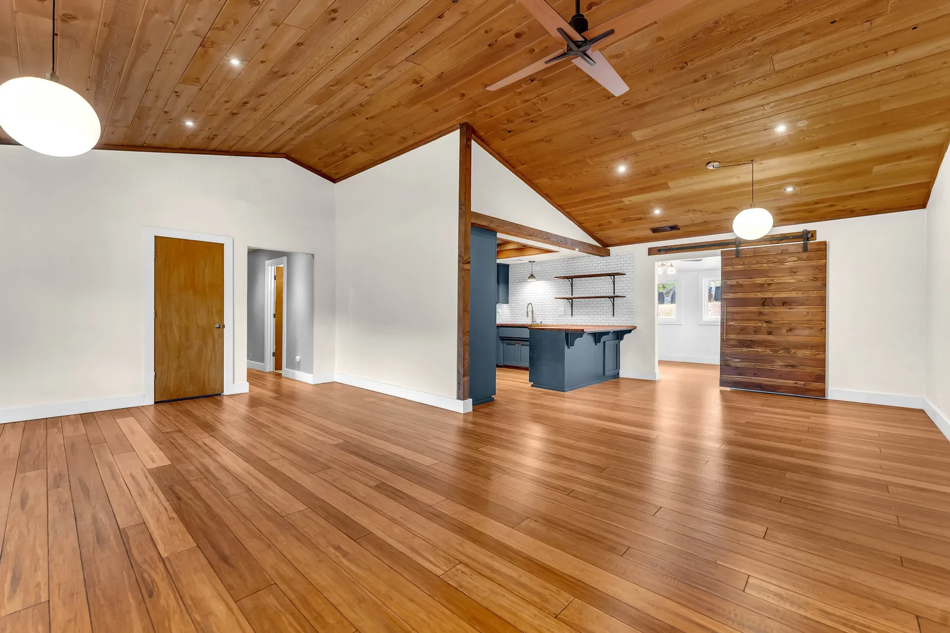 Gallery photo 6