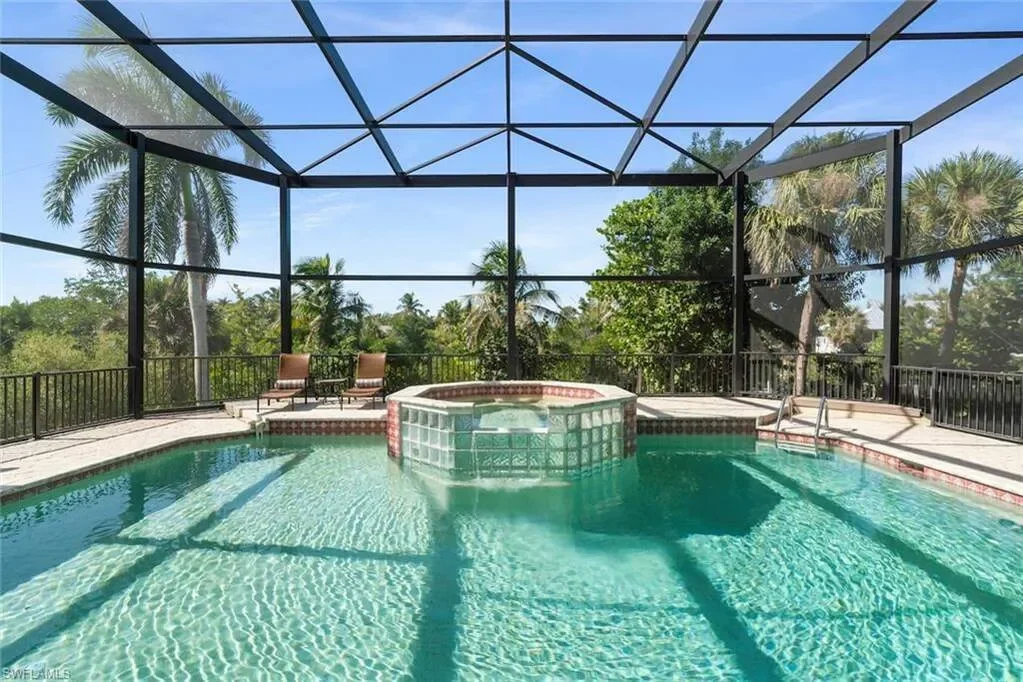 2451 Blind Pass CT, Sanibel, FL, 33957, USA, Sanibel, Florida, United States. - Photo 11