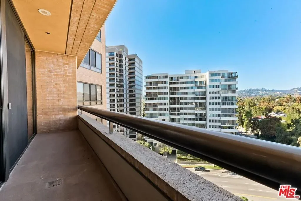 10430 Wilshire Boulevard 803, Los Angeles, California, United States. - Hero Image