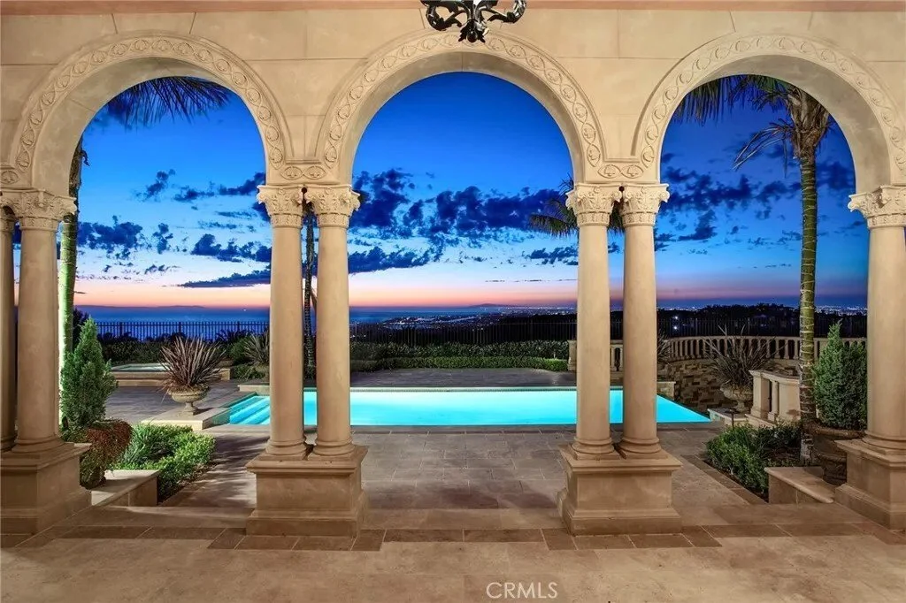 12 Skyridge, Newport Beach, California, United States. - Photo 3