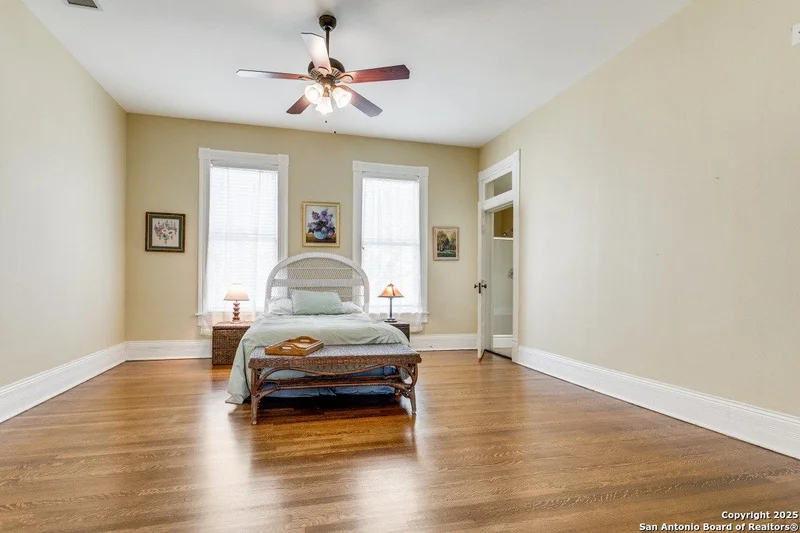 305 W Ashby, San Antonio, TX 78212, San Antonio, Texas, United States. - Photo 5