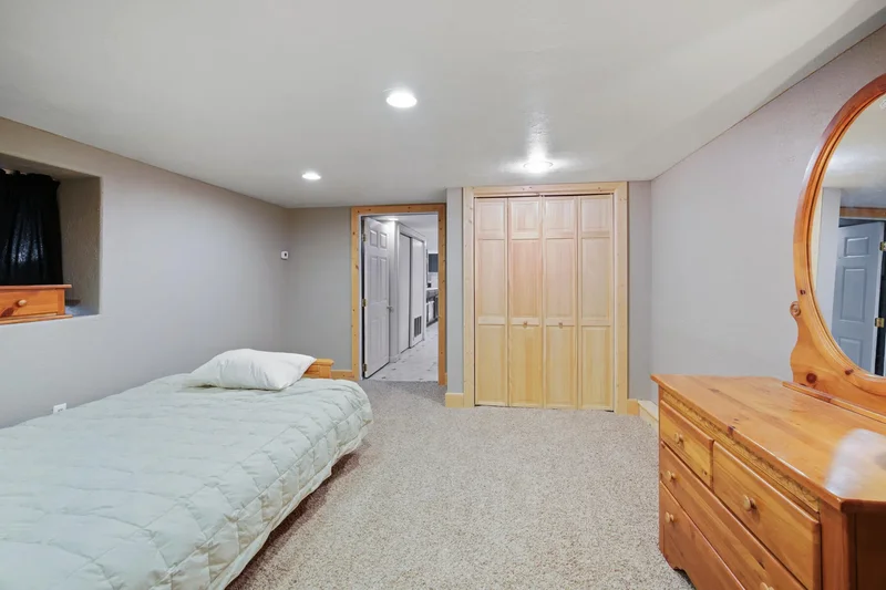 897 Deer Path Road , Dillon, CO 80435, Silverthorne, Colorado, United States. - Photo 24