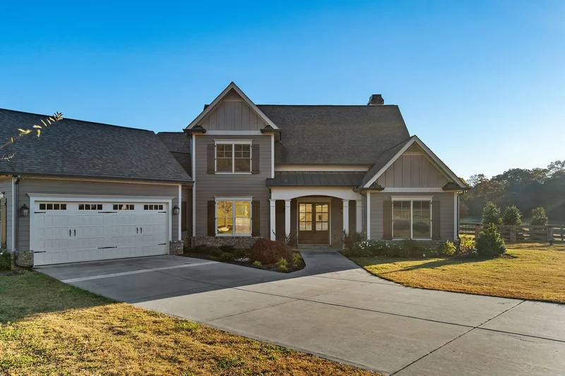 652 Meadow Run Court, Clarkesville, GA 30523, Clarkesville, Georgia, United States. - Photo 2