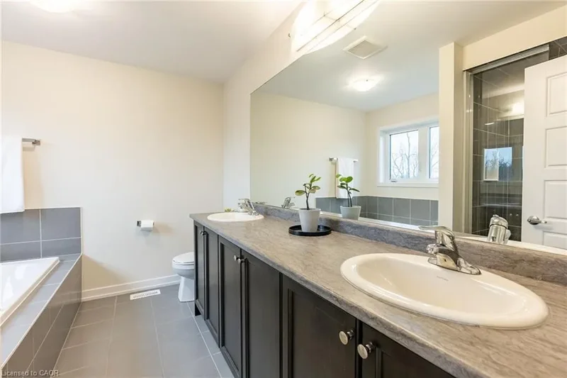 48 Hawick Crescent, Caledonia, ON N3W 0G5, Caledonia, Michigan, United States. - Photo 17