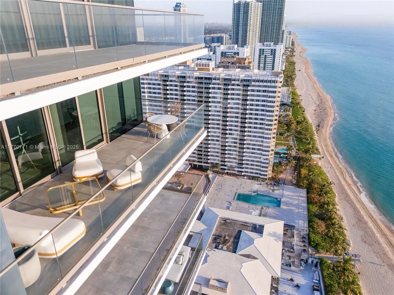 2000 S Ocean Dr 28A, Hallandale Beach, Florida, United States. - Photo 47