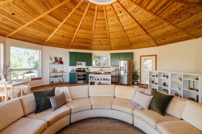 721 Chillon Drive, Crestline, Ca 92325