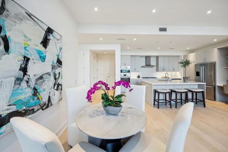 2323 W Main Street, Houston, Texas, United States. - Photo 10