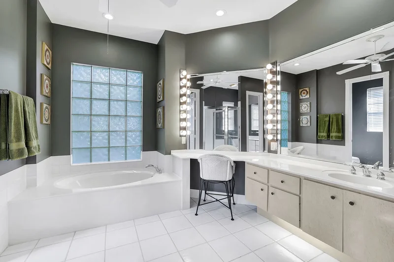 3394 Cerrito Court, Naples, FL 34109, Naples, Florida, United States. - Photo 3