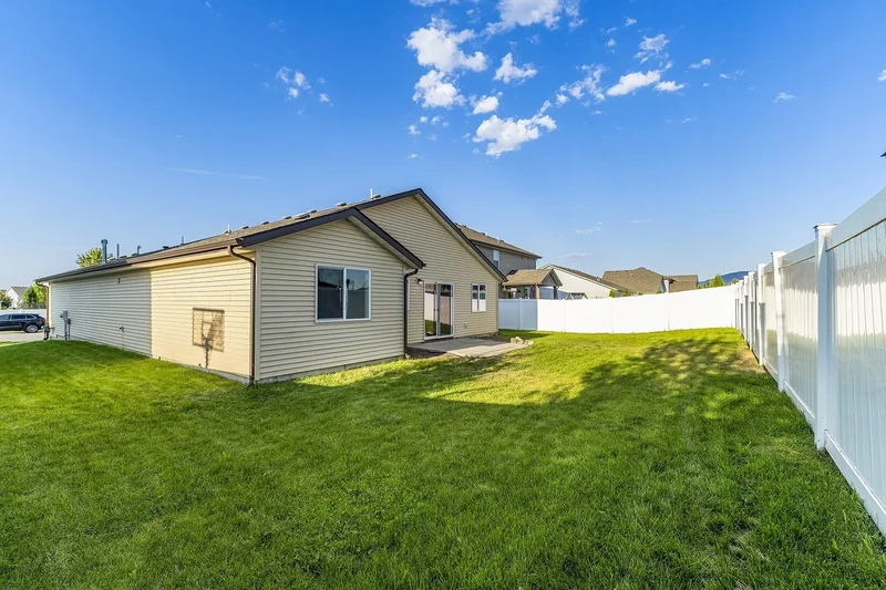 4662 W Tramore Dr, Coeur d'Alene, ID 83815, Coeur d'Alene, Idaho, United States. - Photo 20