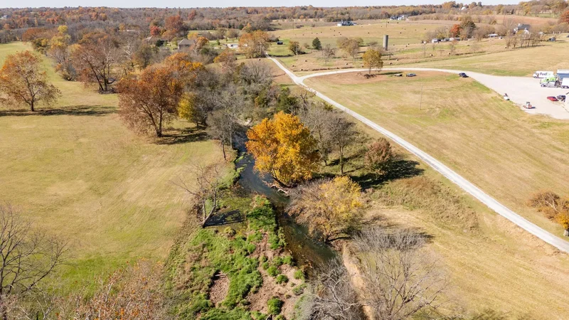 5105 W Dulin Lane, Brookline, MO 65619, Republic, Missouri, United States. - Photo 11