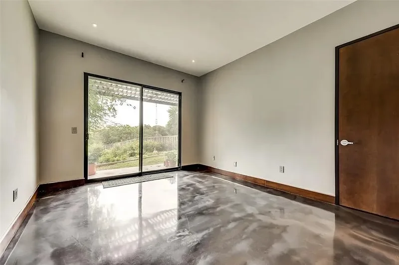 8542 Meadowbrook Drive, Fort Worth, TX 76120, Fort Worth, Texas, United States. - Photo 25