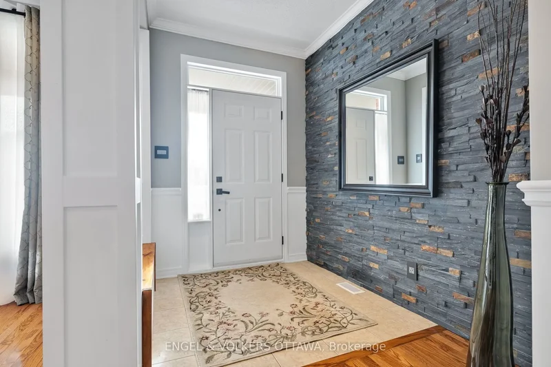 823 Scala Avenue, Ottawa, Ontario, Canada. - Photo 5