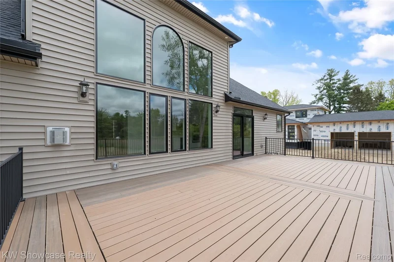 5245 BUELL Drive, Commerce Twp, MI 48382, Commerce Charter Township, Michigan, United States. - Photo 6