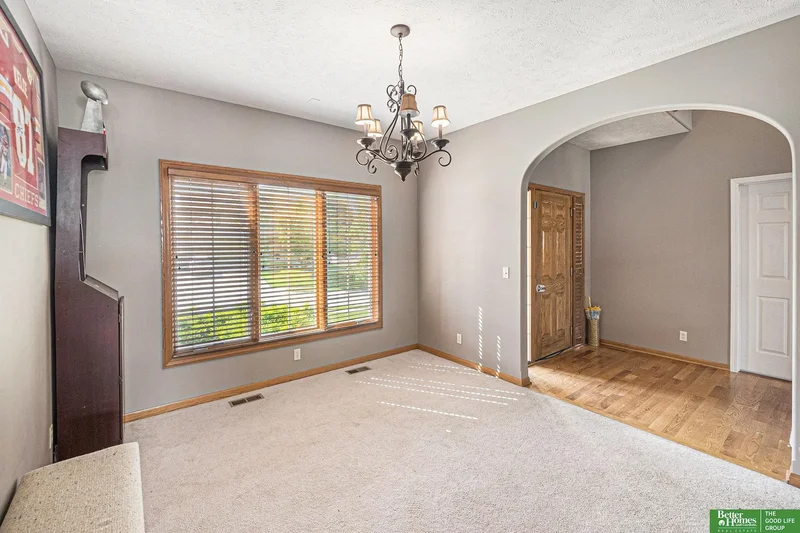 2231 Crystal Creek Drive, Papillion, NE 68046, Papillion, Nebraska, United States. - Photo 4