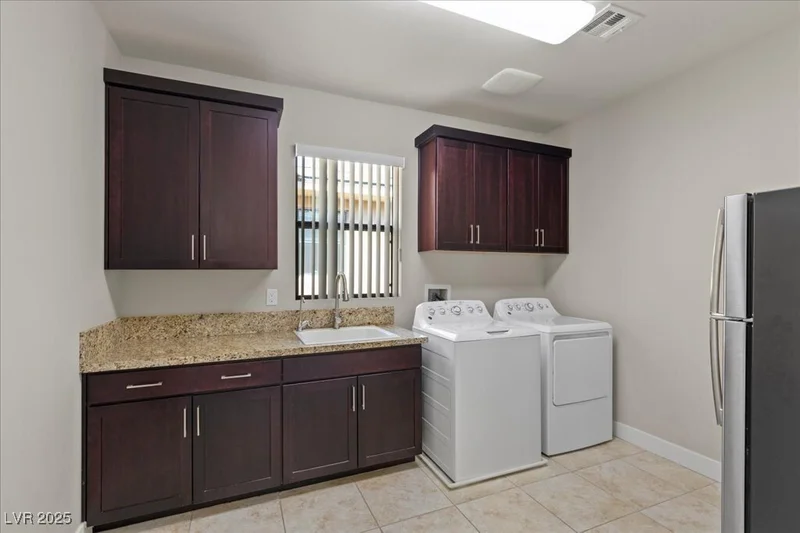 88 Pristine Glen Street, Las Vegas, Nevada, United States. - Photo 46