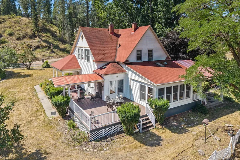 2339 Kettle River Rd, Kettle Falls, WA 99141, Kettle Falls, Washington, United States. - Photo 34