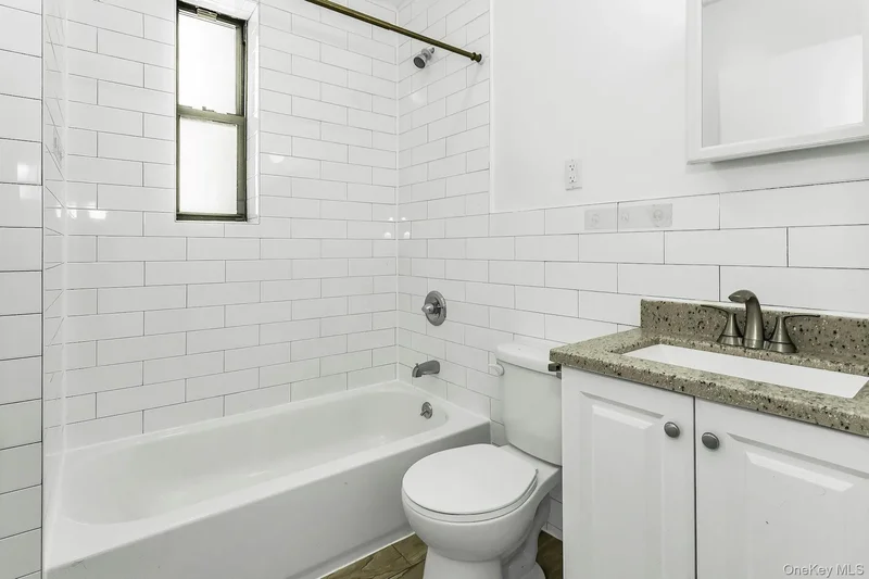 34-21 9 Street, New York, New York, United States. - Photo 28