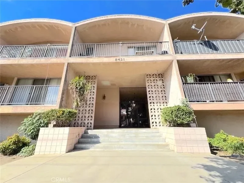 Multi Family in Northridge
