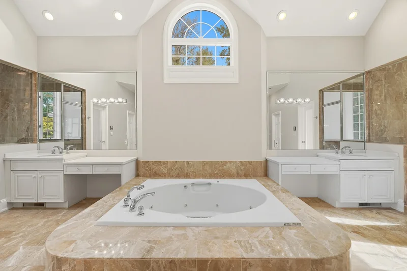 10 Cooper Road, Scarsdale, NY 10583, Scarsdale, New York, United States. - Photo 38