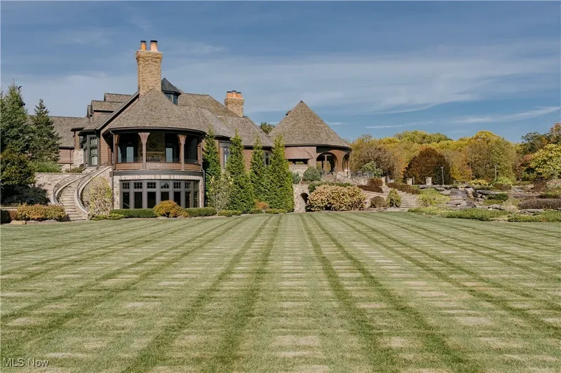 2875 Chagrin River Road, Hunting Valley, OH 44022, Novelty, Ohio, United States. - Photo 39
