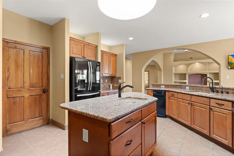 5720 Rio Lama Road Ne, Rio Rancho, NM 87144, Rio Rancho, New Mexico, United States. - Photo 2