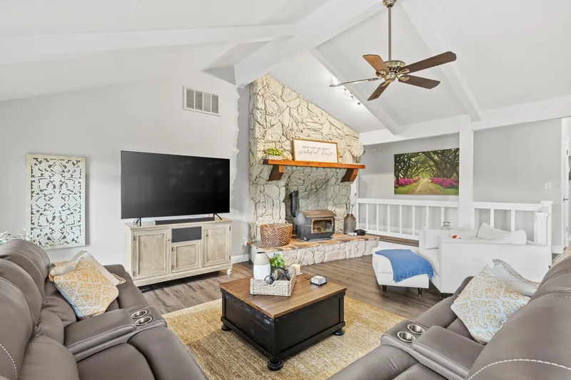 2830 Osborne Road , Cameron Park, CA 95682, Cameron Park, California, United States. - Photo 3