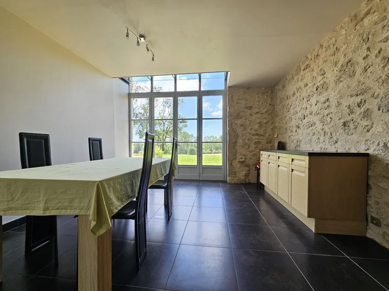 Groslée-Saint-Benoit, Auvergne-Rhône-Alpes, France. - Photo 3