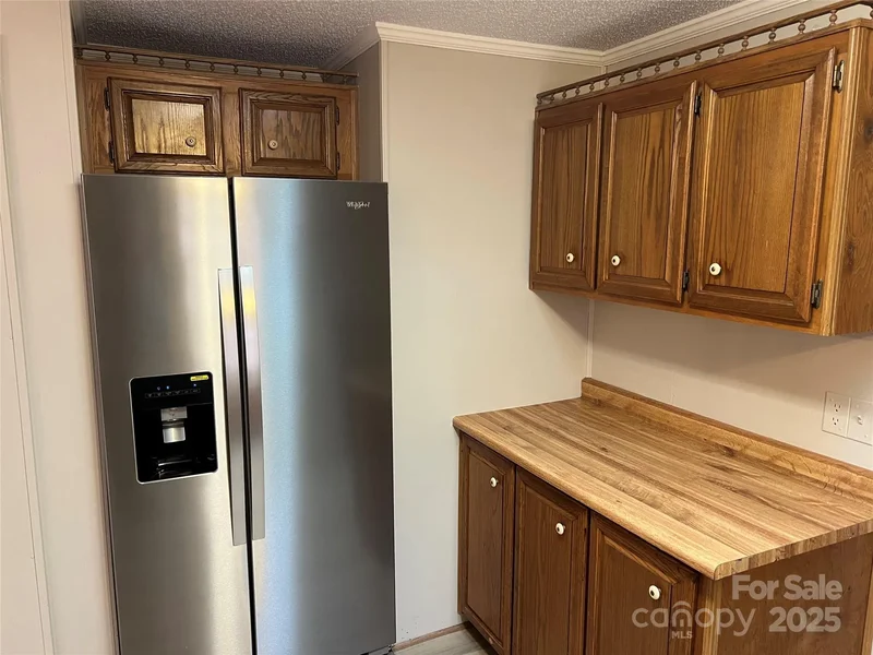 112 and 154 Merri Drive, Hendersonville, NC 28792, Hendersonville, North Carolina, United States. - Photo 24