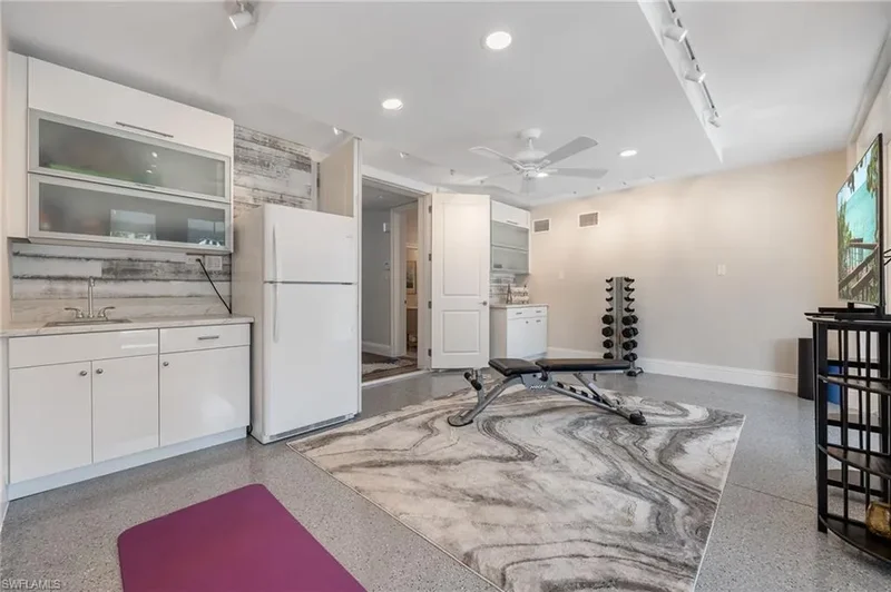 6521 Jacobs DR, FORT MYERS, FL 33908, Fort Myers, Florida, United States. - Photo 32