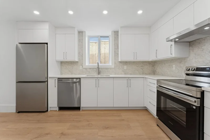 6649 Heather Street # 1, Vancouver, BC, V6P3P3, CANADA, Vancouver, British Columbia, Canada. - Photo 26