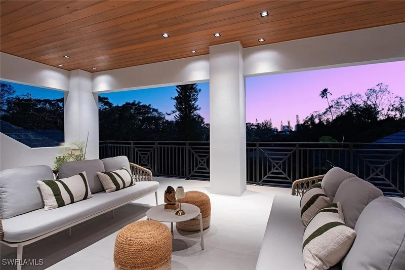 117 West Street, Naples, Florida, United States. - Photo 27