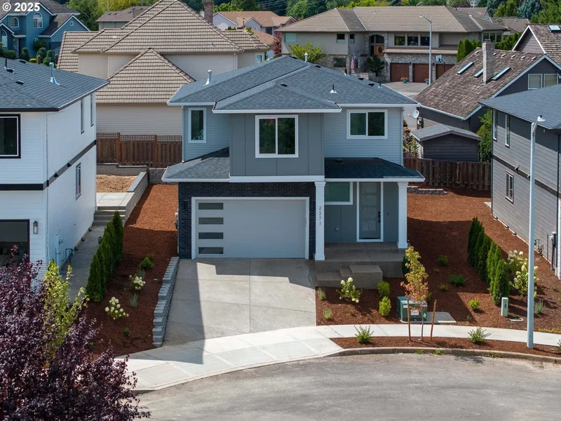 2271 SW Phyllis Pl, Gresham, OR 97080, Gresham, Oregon, United States. - Photo 39