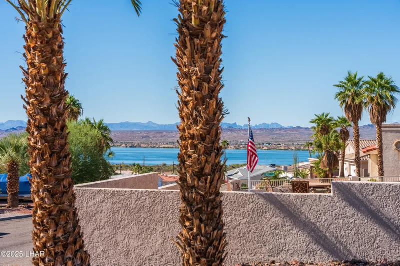 1921 Felicidad Dr, Lake Havasu City, AZ 86404, Desert Hills, Arizona, United States. - Photo 4